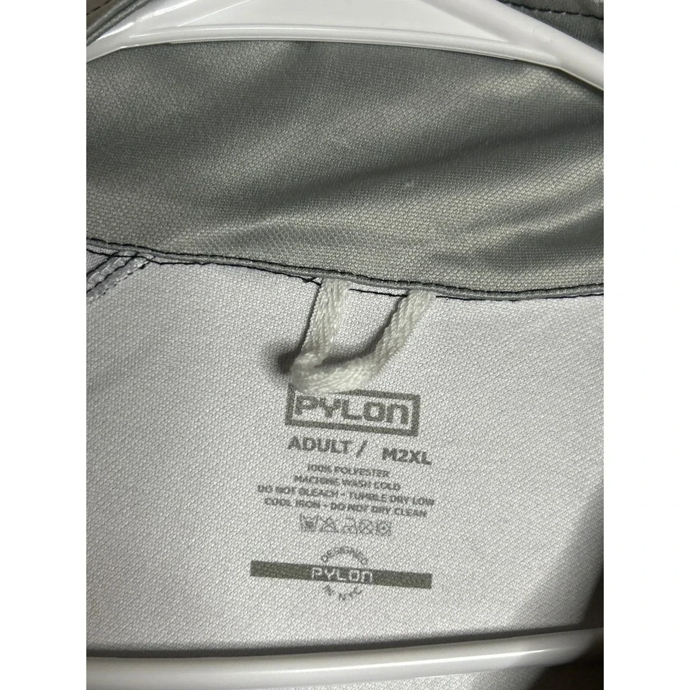 Pylon small stain